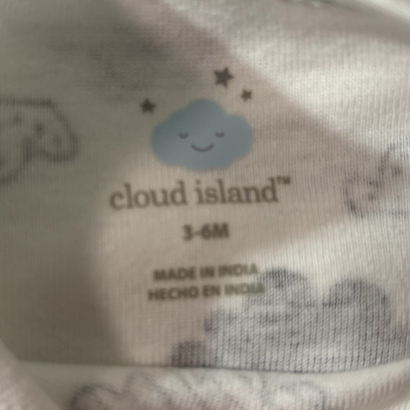 BABY - ONESIE - 5 PACK - NWT OR NWOT - SIZES 3-6 MONTHS and 6-12 MONTHS - B19 - Picture 7 of 12